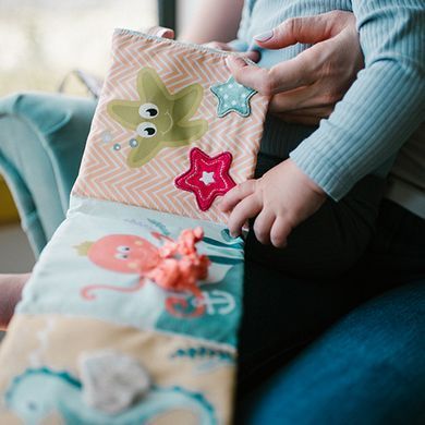 Двухсторонняя сенсорная книжка для малышей Морской мир 0+ BabyOno